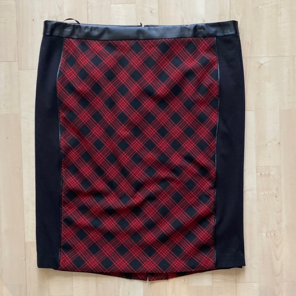 ❤️ Host Pick ❤️ Plaid pencil skirt size 16